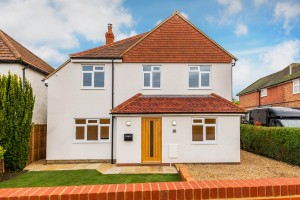 Three Stiles Road Crondall Lane Farnham houses for sale Trueman & Grundy