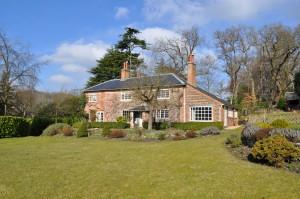 Frensham village character cottage Farnham sold by Trueman & Grundy