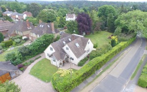 Little Green Lane Detached family house in south Farnham sold by Trueman & Grundy