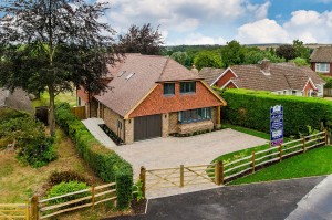 Moore House new build farnham sold by Trueman and Grundy estate agents in farnham